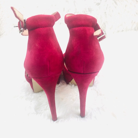 BCBGeneration Fuchsia Suede Platform Heel - Picture 3 of 7